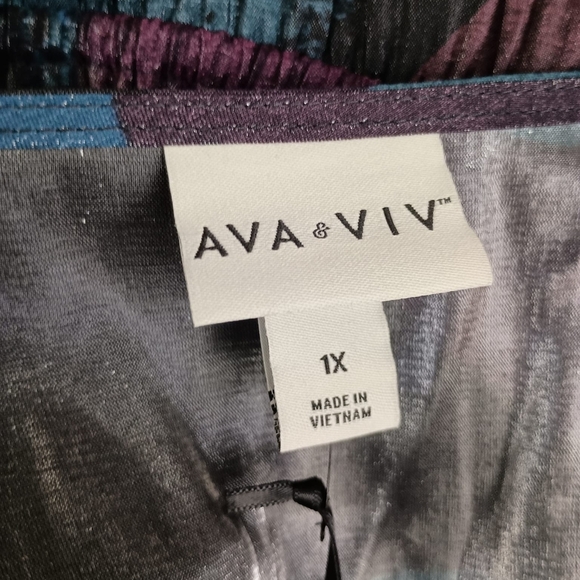 NWT Ava & Viv Balloon Long Sleeve Midi Wrap Dress In Black Floral Size 1X - Picture 8 of 11